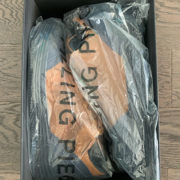 Filling Pieces - Ghost Low Top AW16 - Picture 5 of 6